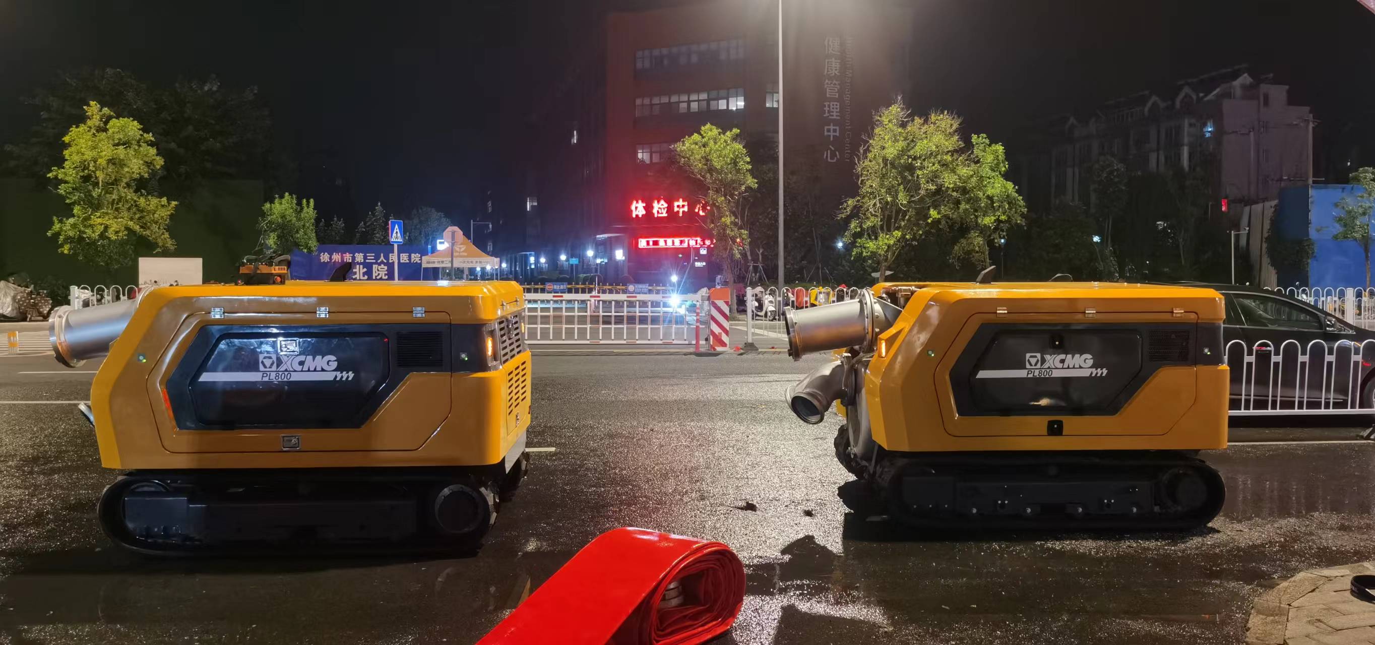 徐工排澇機器人緊急馳援，多處澇區(qū)“治水先鋒”