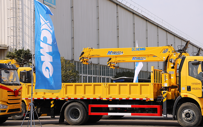 助力城市建設(shè)新征程！徐工隨車起重機(jī)M SQS157-4批量發(fā)車 