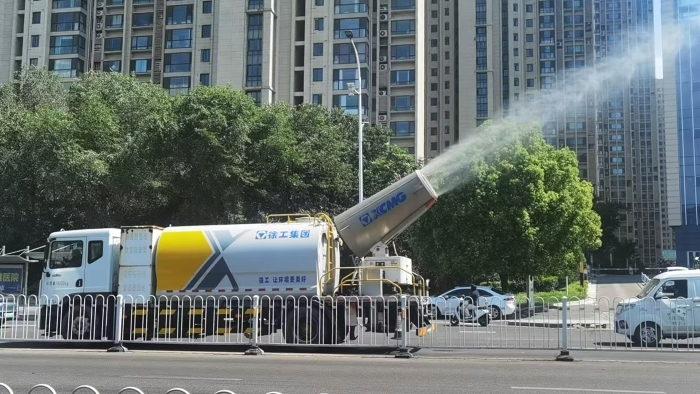 徐工多功能抑塵車，助力家鄉(xiāng)徐州環(huán)境，更“凈”一步！