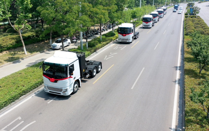 綠潮涌動、“碳”索未來！徐工新能源牽引車助力河南！